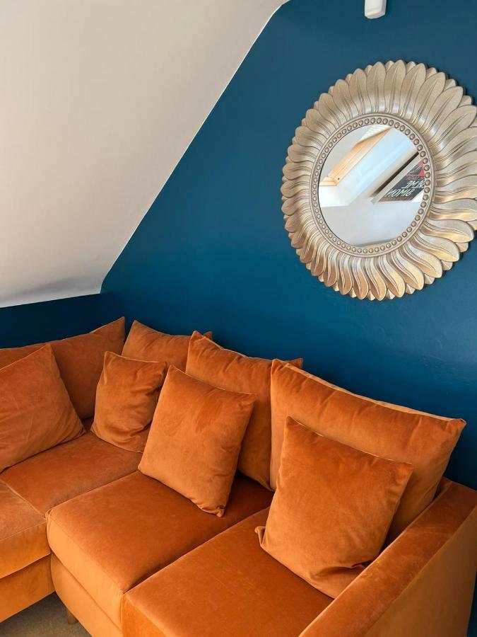 Boutique Shrewsbury Suites Екстер'єр фото