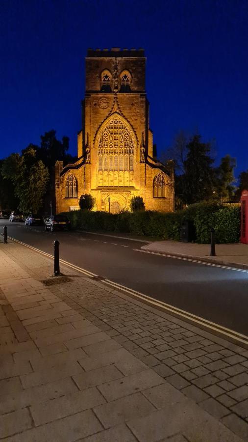 Boutique Shrewsbury Suites Екстер'єр фото