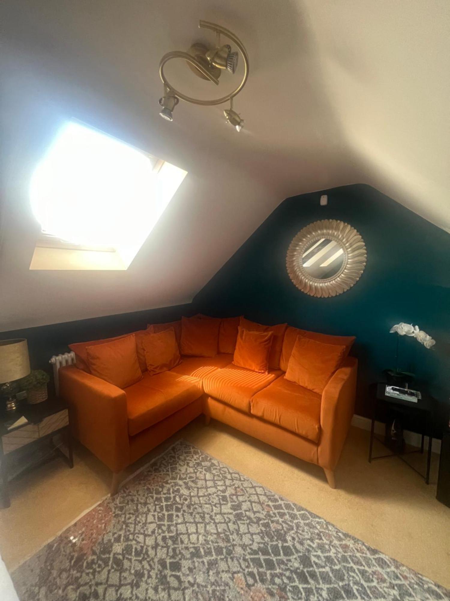 Boutique Shrewsbury Suites Екстер'єр фото